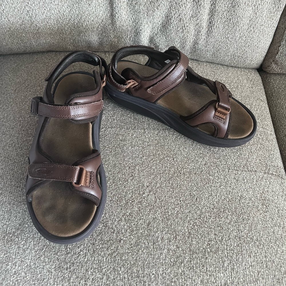 MBT Women’s Kisumu 3S Toning Rocker Brown Sandals 700262-22 Size 9-9.5